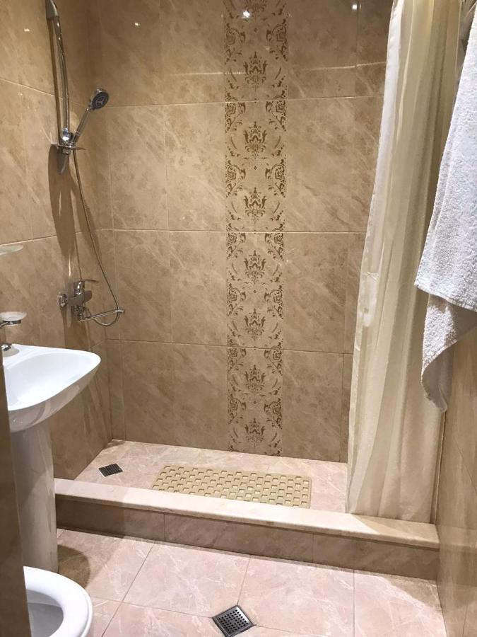 Rustaveli Apartment City Centre ティビリシ エクステリア 写真