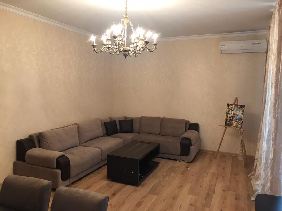 Rustaveli Apartment City Centre ティビリシ エクステリア 写真